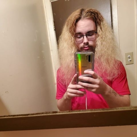 Meet your Posher, Kyle - Picture 1 of 1